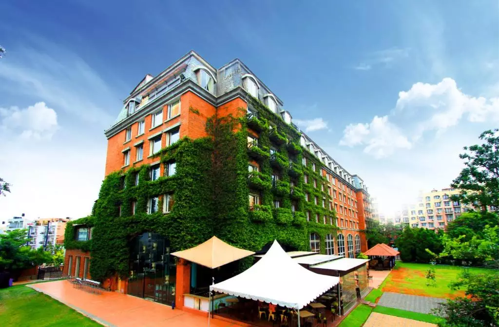 HOTEL ROYAL ORCHID HOTEL ROYAL ORCHID